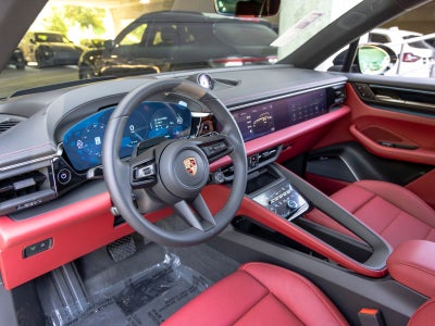 2026 Porsche Macan 4 Electric