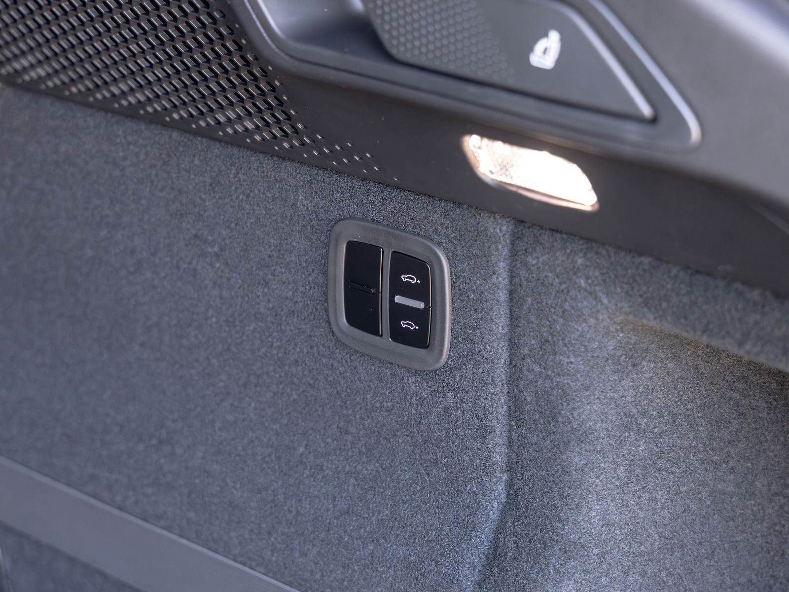 2026 Porsche Macan 4 Electric