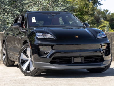 2026 Porsche Macan 4 Electric
