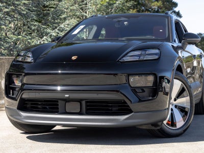 2026 Porsche Macan 4 Electric