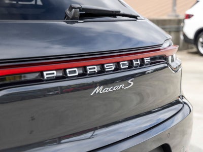 2021 Porsche Macan Macan S
