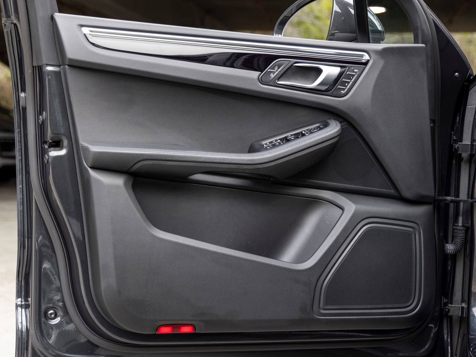 2021 Porsche Macan Macan S
