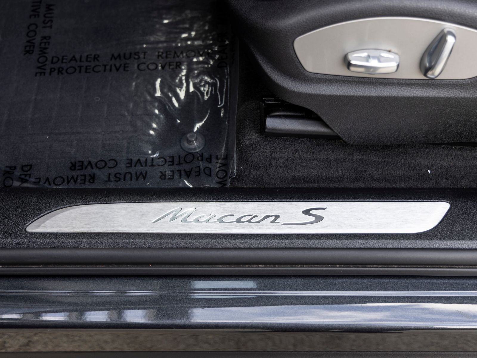 2021 Porsche Macan Macan S