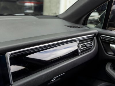 2021 Porsche Macan Macan S