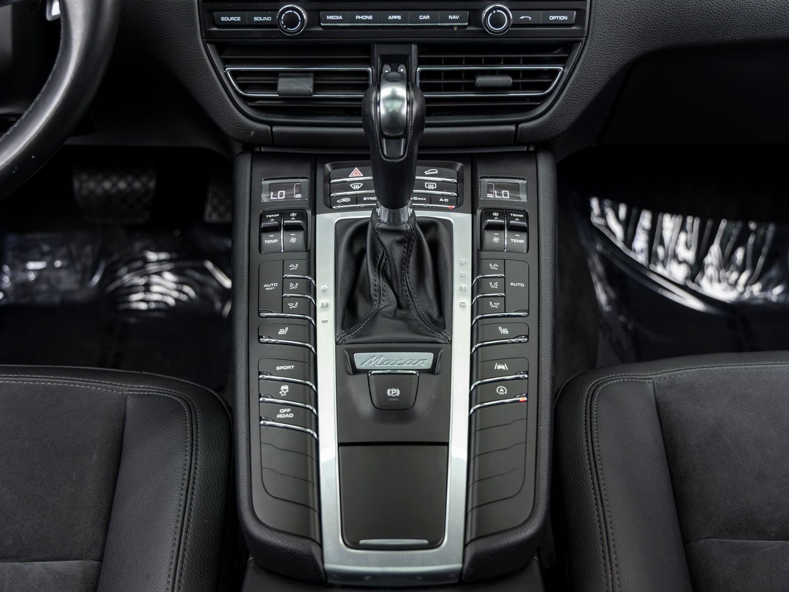 2021 Porsche Macan Macan S