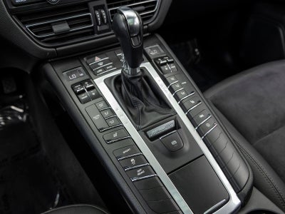 2021 Porsche Macan Macan S