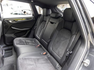 2021 Porsche Macan Macan S