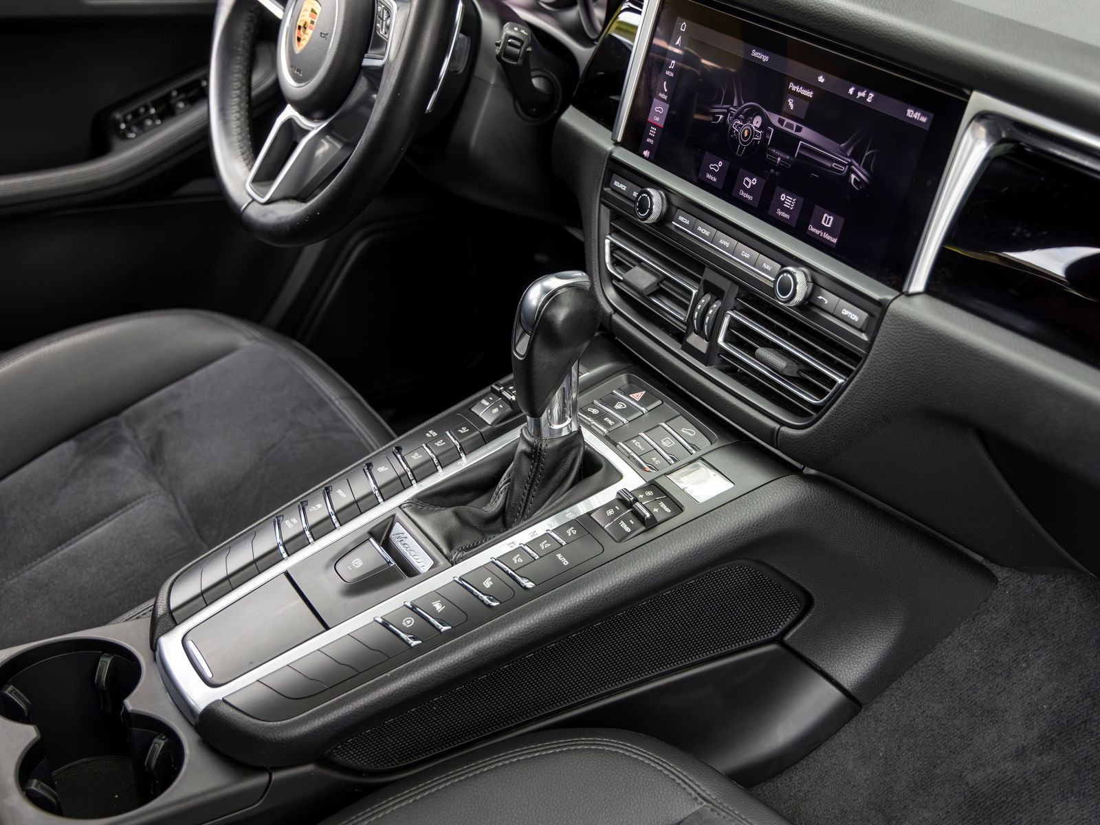 2021 Porsche Macan Macan S