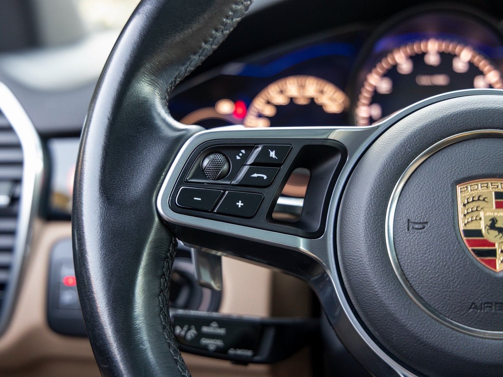 2023 Porsche Cayenne Cayenne S (MY23)