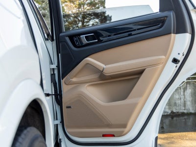 2023 Porsche Cayenne Cayenne S (MY23)