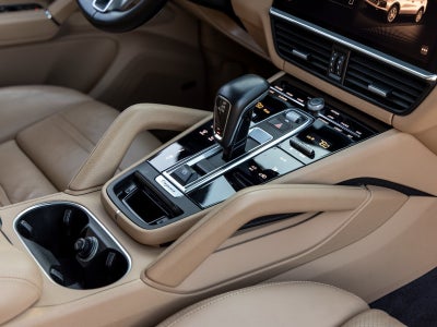 2023 Porsche Cayenne Cayenne S (MY23)