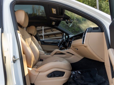 2023 Porsche Cayenne Cayenne S (MY23)