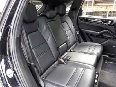 2022 Porsche Cayenne Cayenne S
