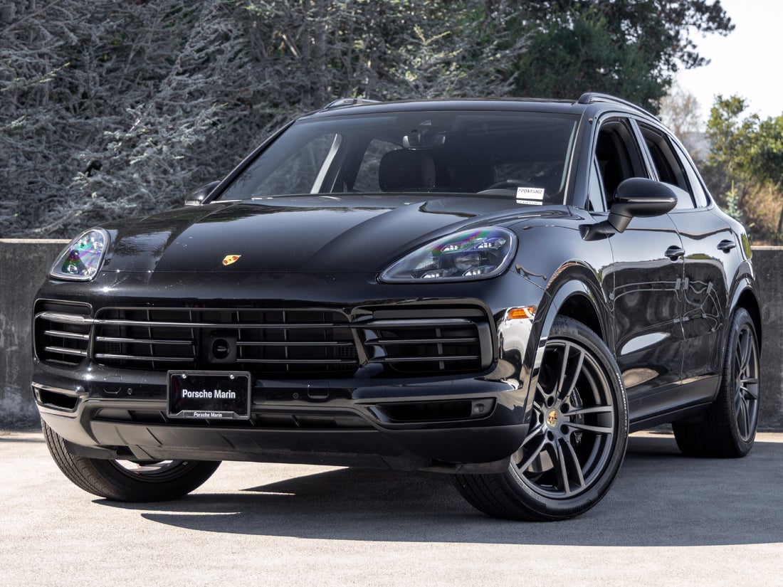 2023 Porsche Cayenne S Platinum Edition
