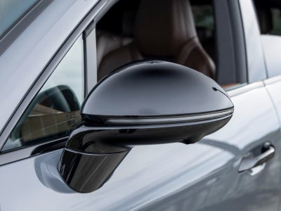 2026 Porsche Macan Macan 4S Electric