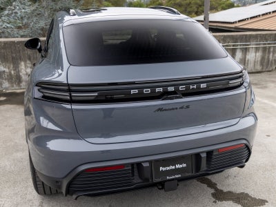 2026 Porsche Macan Macan 4S Electric