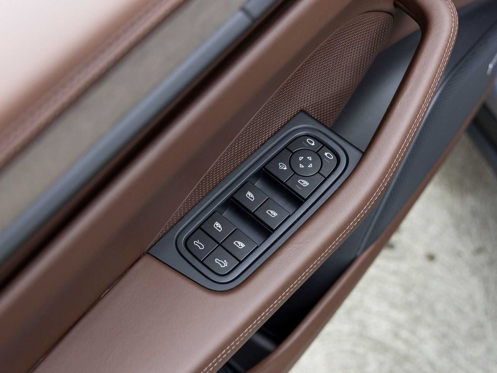 2026 Porsche Macan Macan 4S Electric