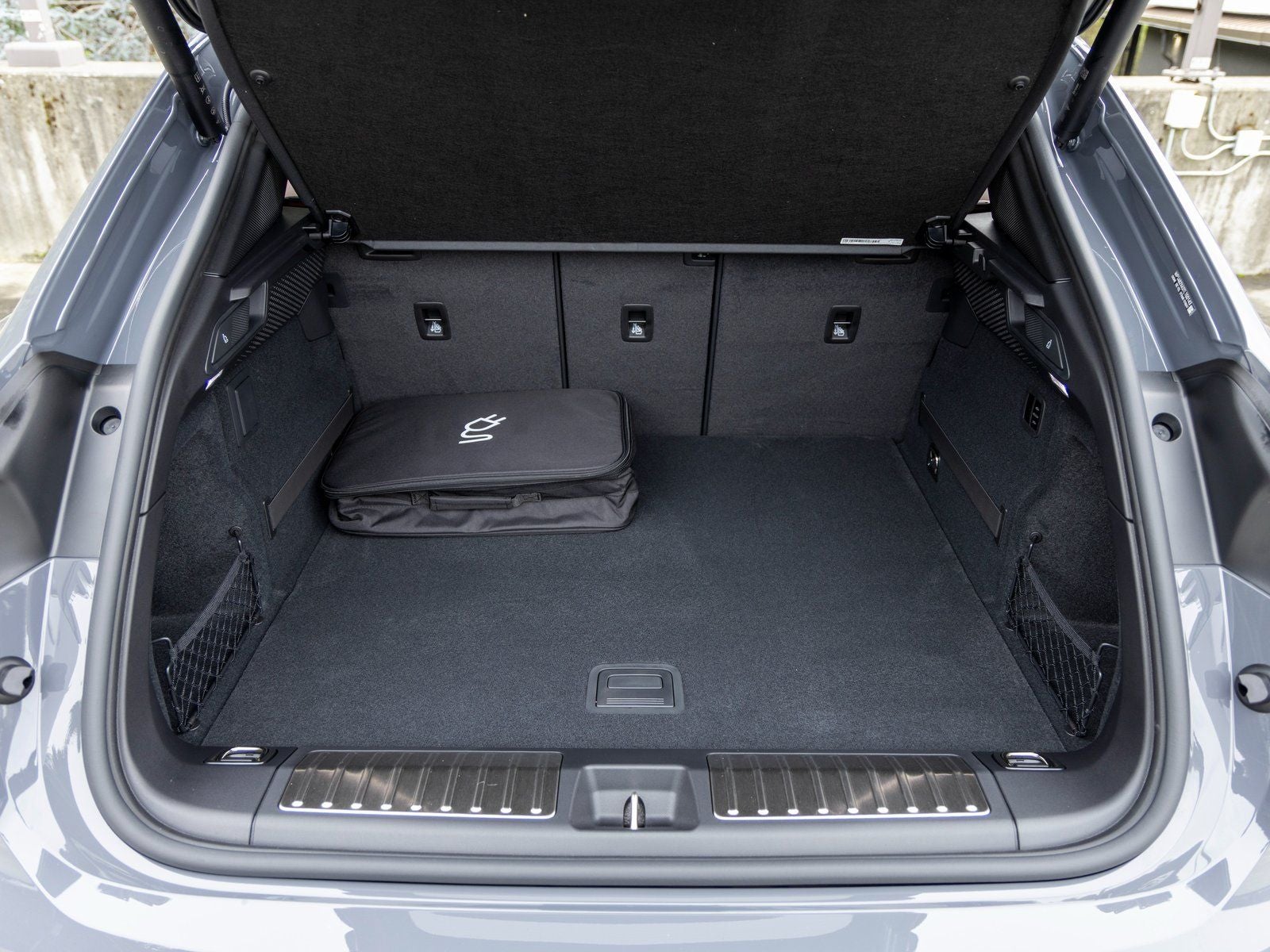 2026 Porsche Macan Macan 4S Electric