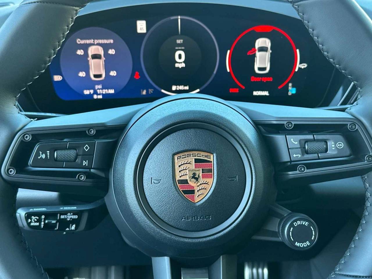 2025 Porsche Macan Macan 4S Electric