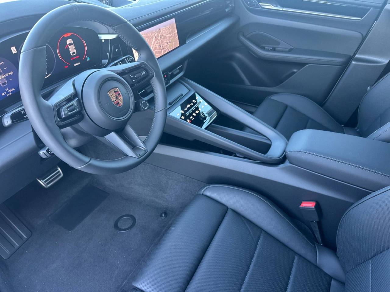 2025 Porsche Macan Macan 4S Electric