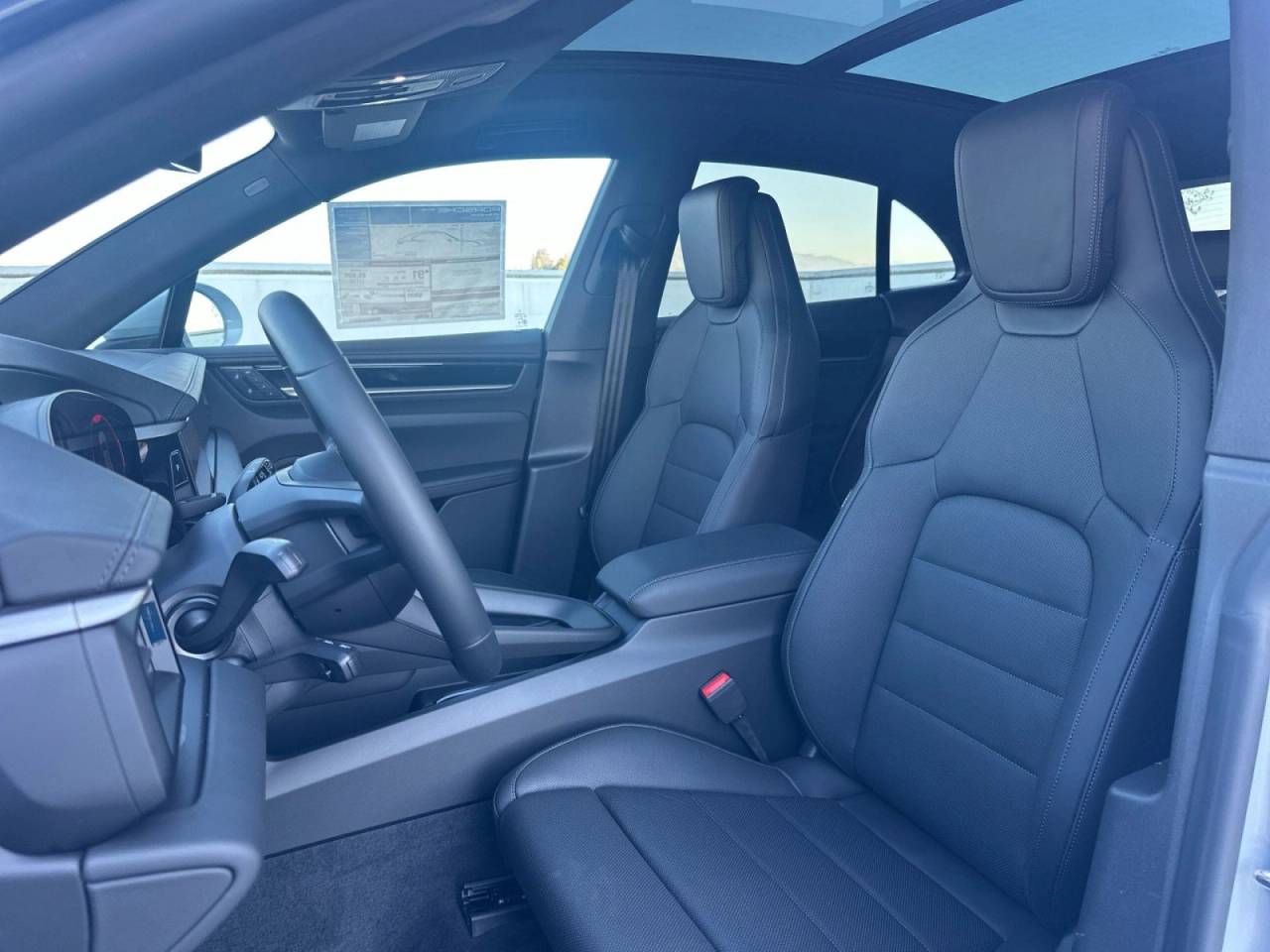 2025 Porsche Macan Macan 4S Electric