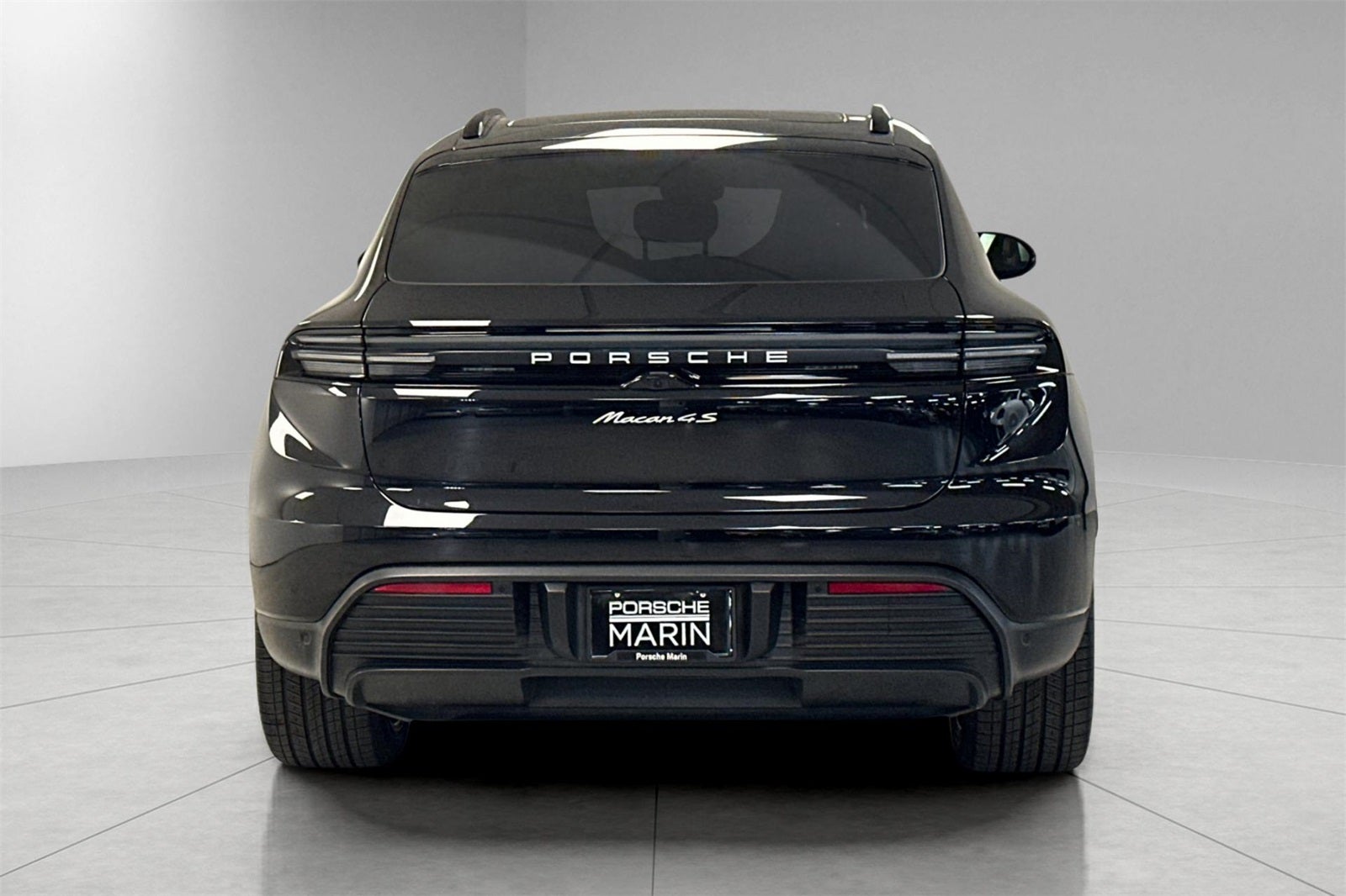 2025 Porsche Macan Macan 4S Electric