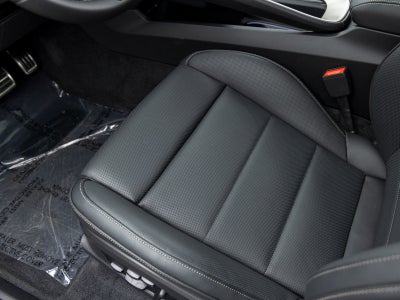 2025 Porsche Macan Macan Turbo Electric