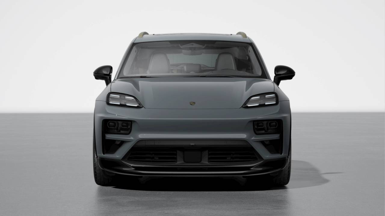 2025 Porsche Macan Macan Turbo Electric