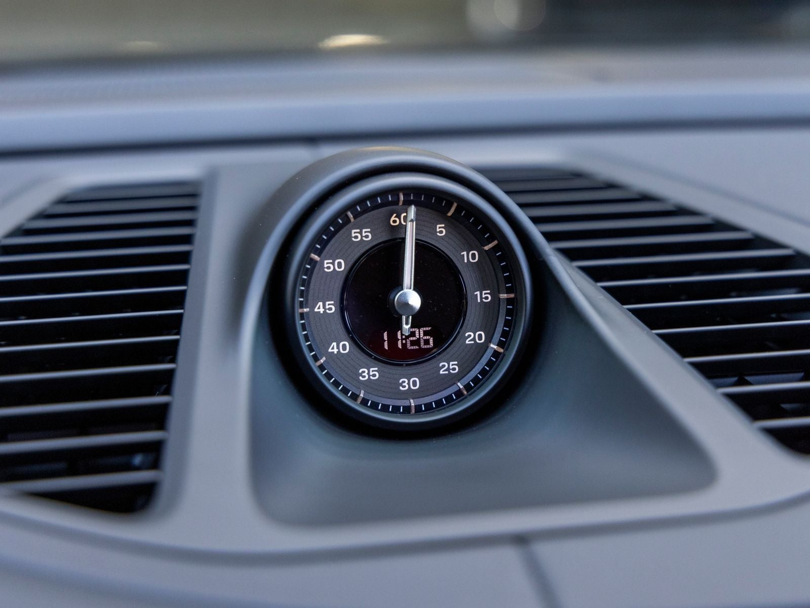 2026 Porsche Macan Turbo Electric