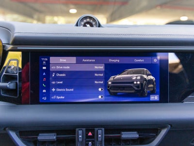 2026 Porsche Macan Turbo Electric