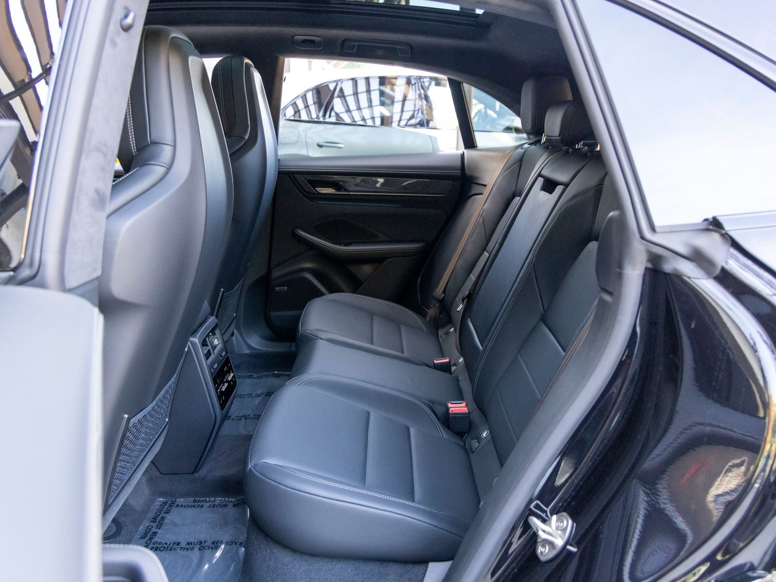 2026 Porsche Macan Turbo Electric