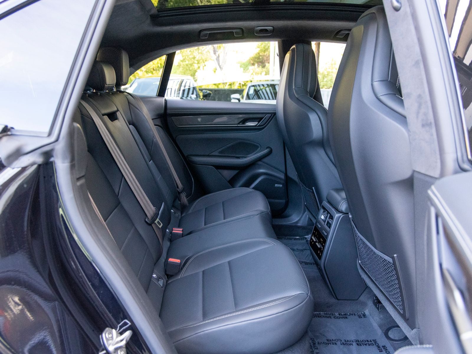 2026 Porsche Macan Turbo Electric