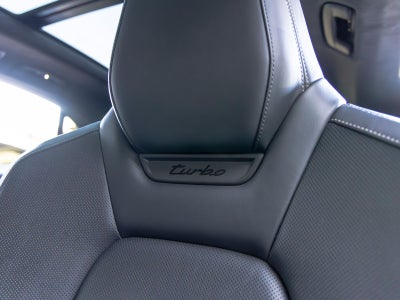 2024 Porsche Macan Turbo Electric