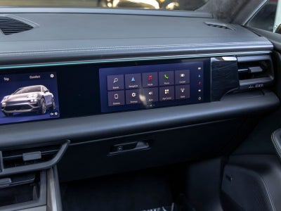 2024 Porsche Macan Turbo Electric