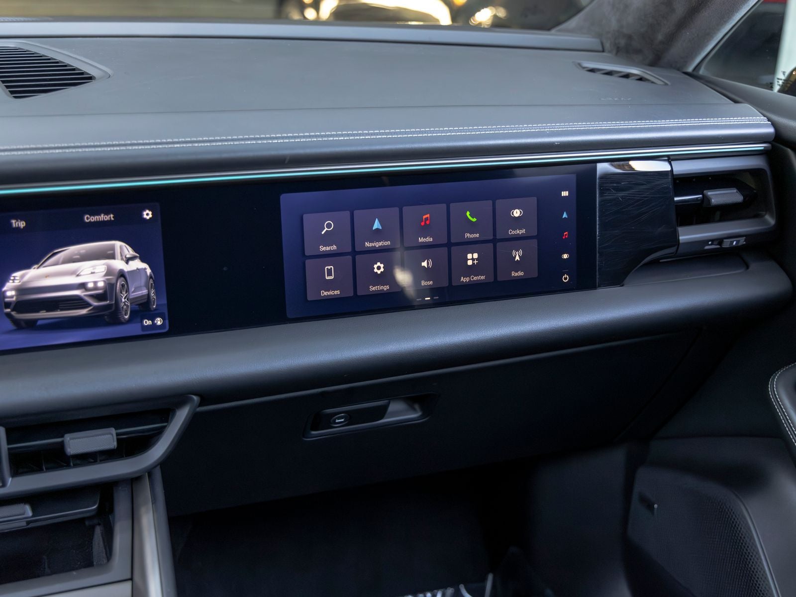 2024 Porsche Macan Turbo Electric
