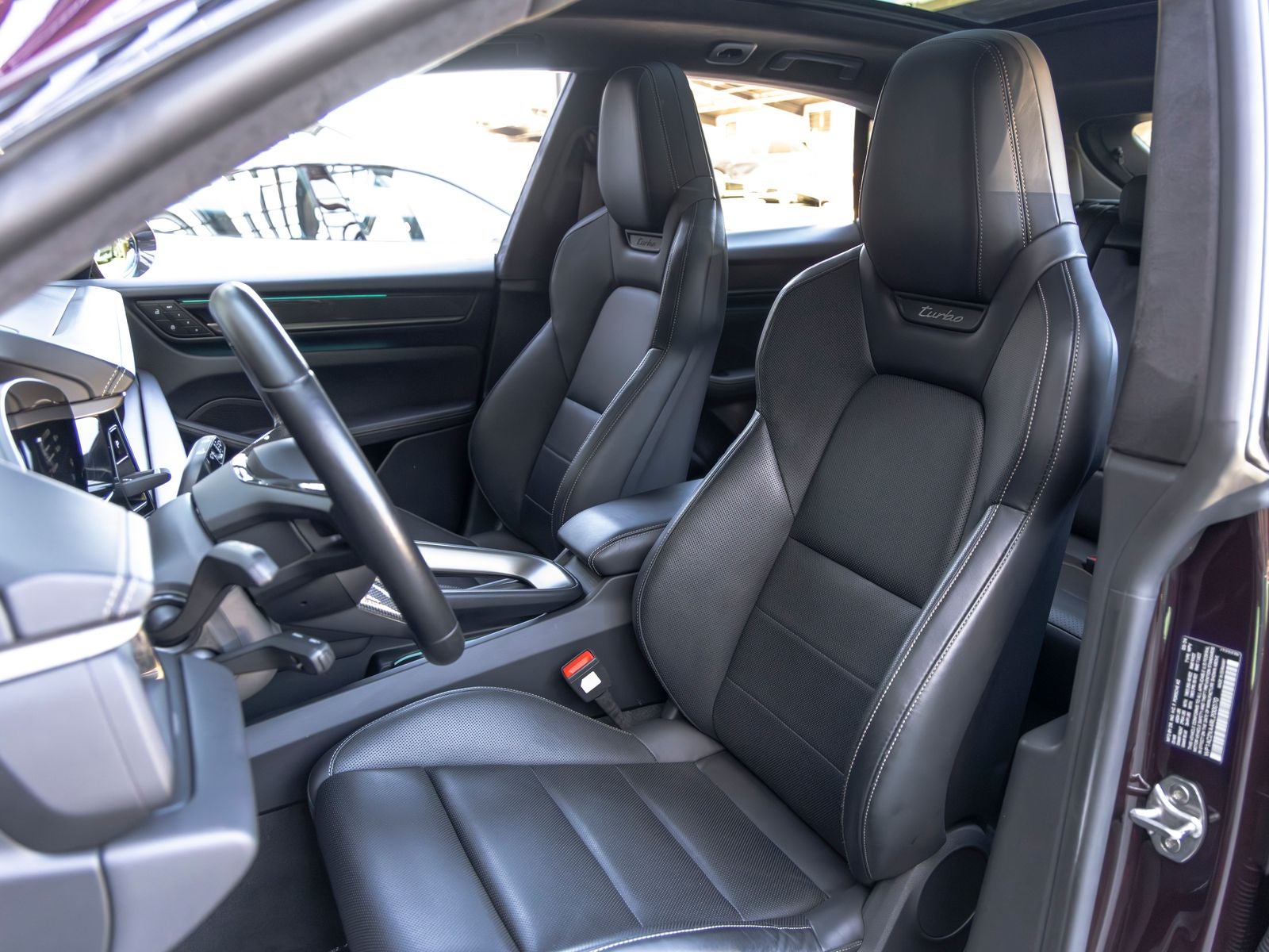 2024 Porsche Macan Turbo Electric