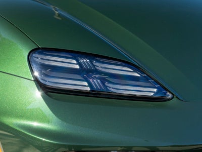 2024 Porsche Macan Macan Turbo Electric