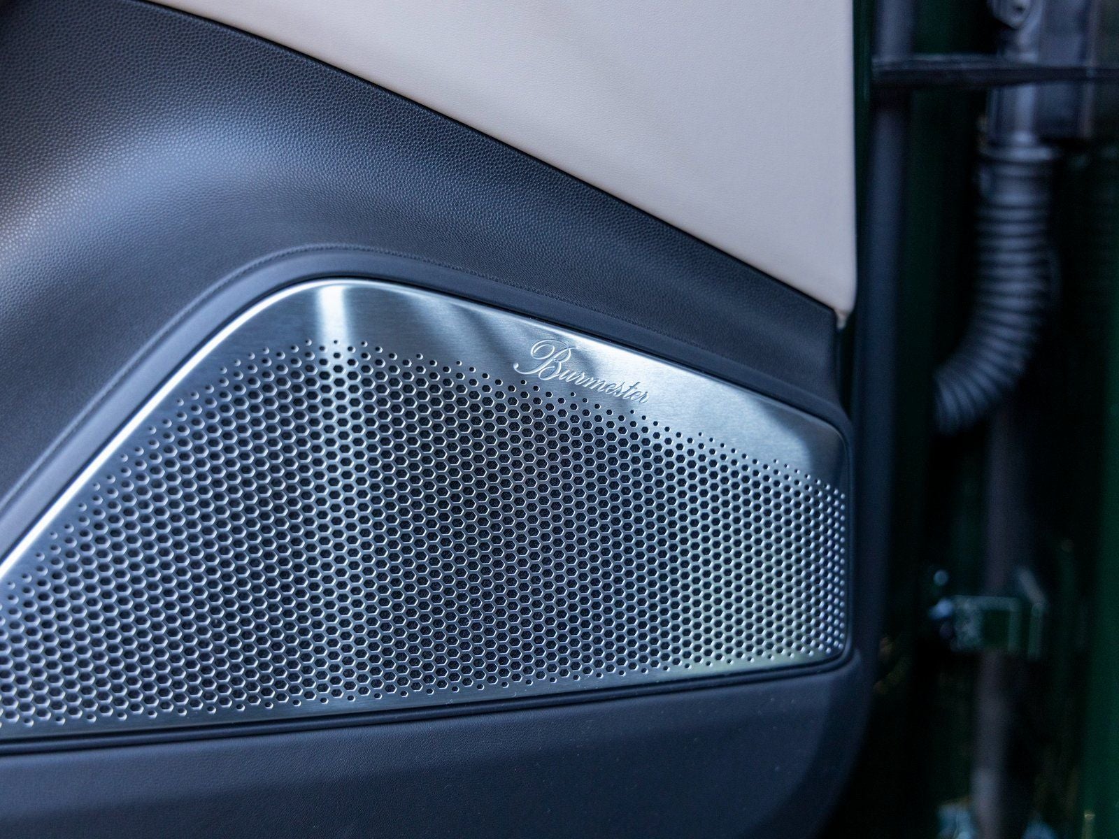 2024 Porsche Macan Macan Turbo Electric