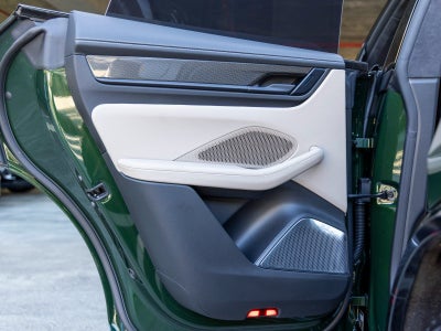 2024 Porsche Macan Macan Turbo Electric