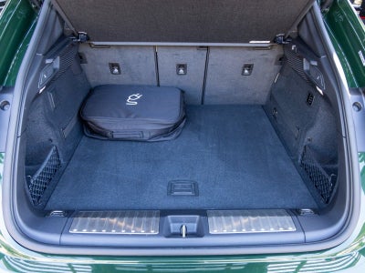 2024 Porsche Macan Macan Turbo Electric