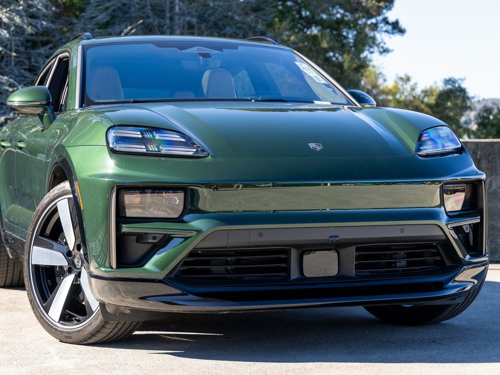 2024 Porsche Macan Macan Turbo Electric