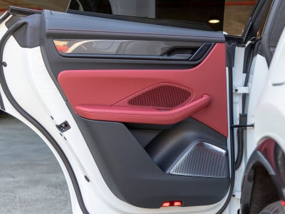 2025 Porsche Macan Turbo Electric