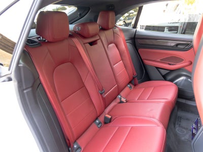 2025 Porsche Macan Turbo Electric