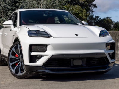 2025 Porsche Macan Turbo Electric