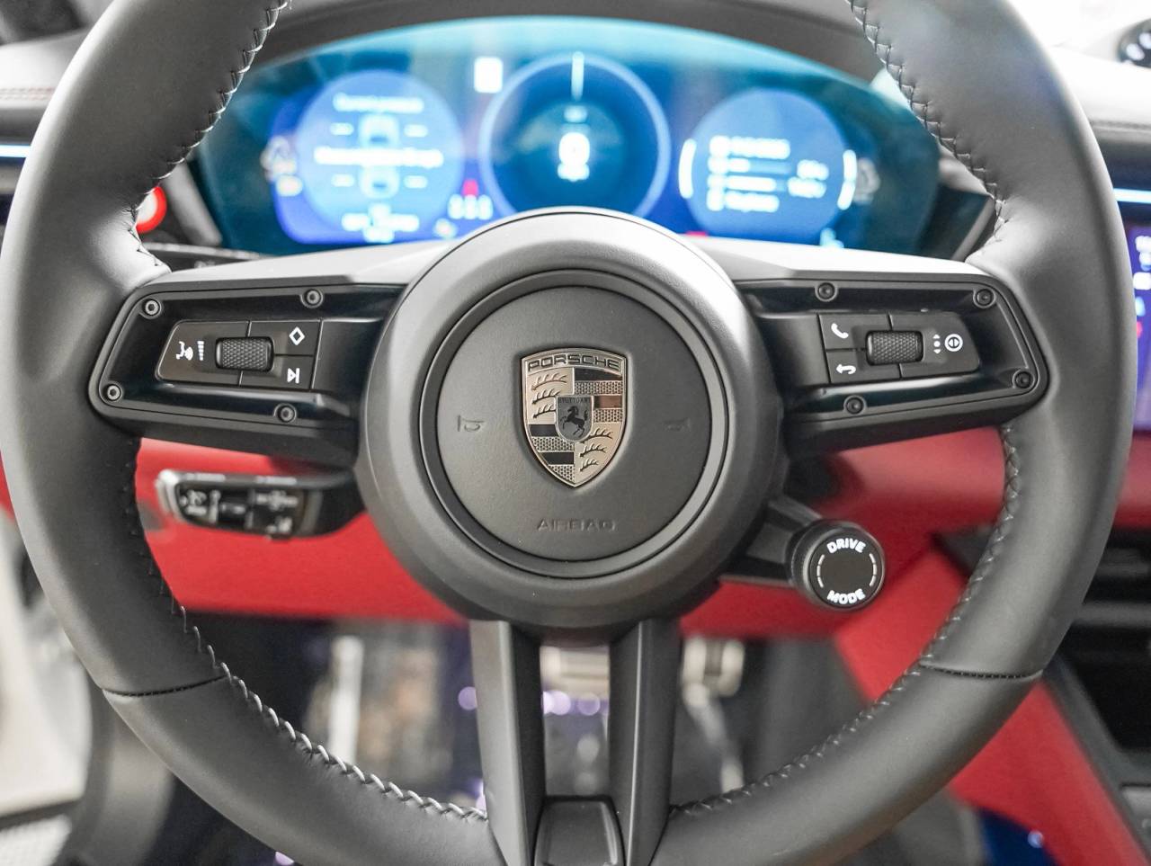 2025 Porsche Macan Turbo Electric