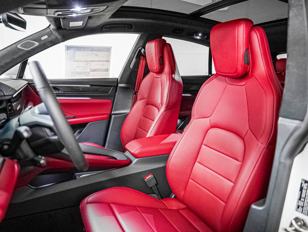 2025 Porsche Macan Turbo Electric