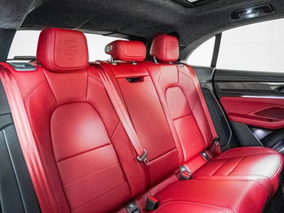 2025 Porsche Macan Turbo Electric
