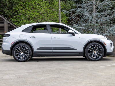 2025 Porsche Macan Macan Electric