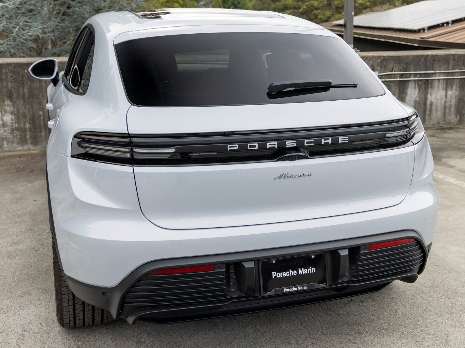 2025 Porsche Macan Macan Electric