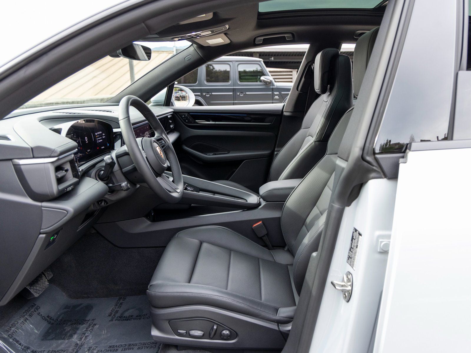 2025 Porsche Macan Macan Electric